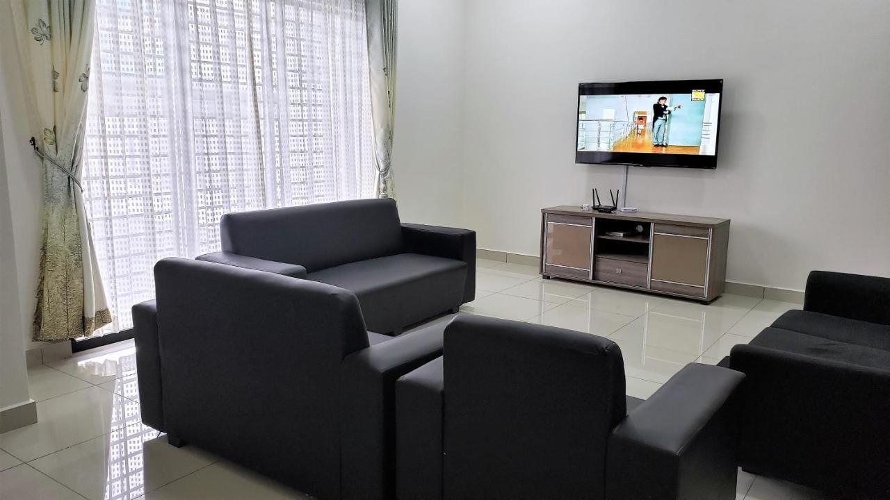Sr Home-Stay @ Klia Kuala Lumpur Esterno foto