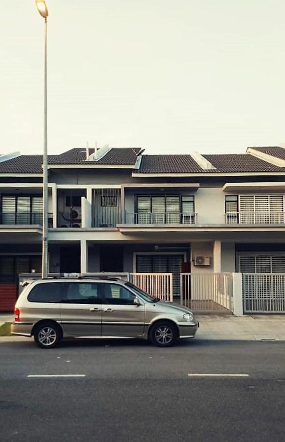 Sr Home-Stay @ Klia Kuala Lumpur Esterno foto