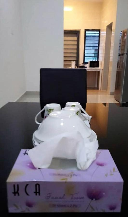 Sr Home-Stay @ Klia Kuala Lumpur Esterno foto
